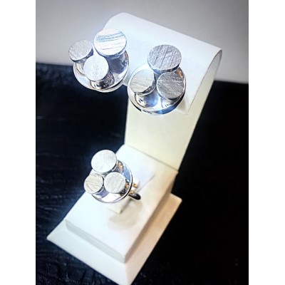 СРЕБЪРНИ БИЖУТА SG04 СРЕБЪРНИ БИЖУТА SG04